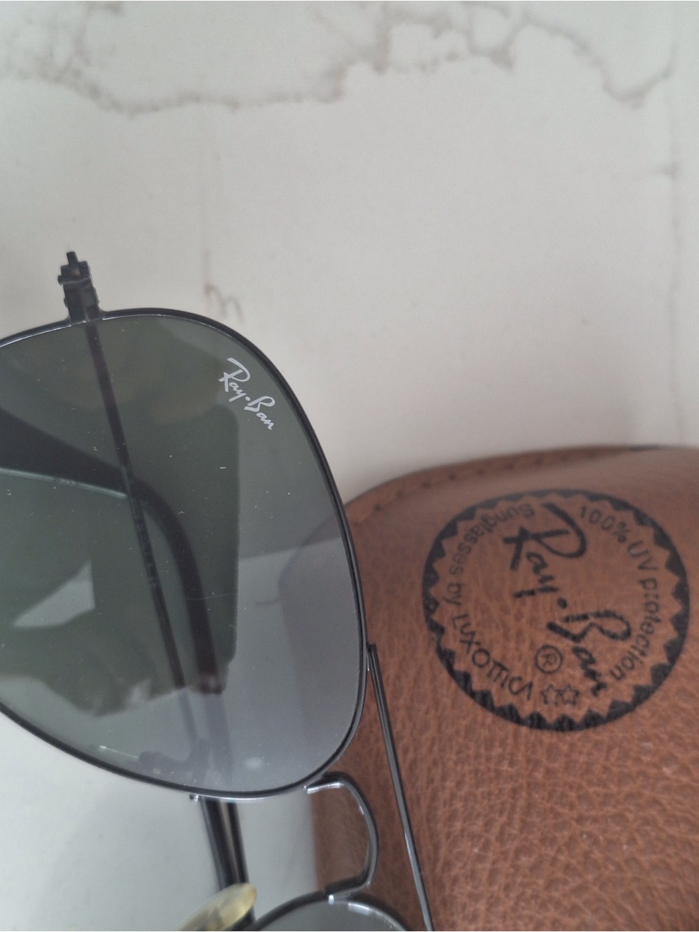Ray-Ban Metal Aviator Sunglasses with Green Lenses and Brown Case